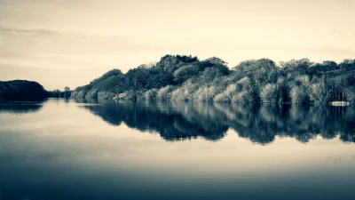 The reflection obsession is as strong as ever. A long exposure of Bosley reservoir.